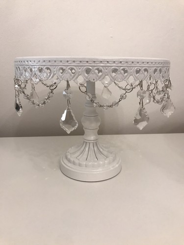 White pedestal cake stand - white,